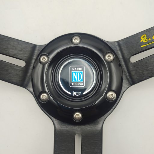 فرمان اسپرت مشکی برند NARDI